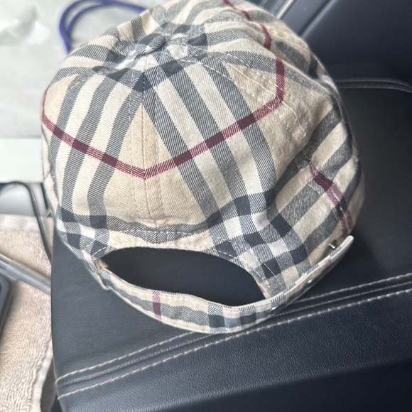 Burberry Archive Check Baseball Cup /Hat 100% Authentic - Picture 11 of 11